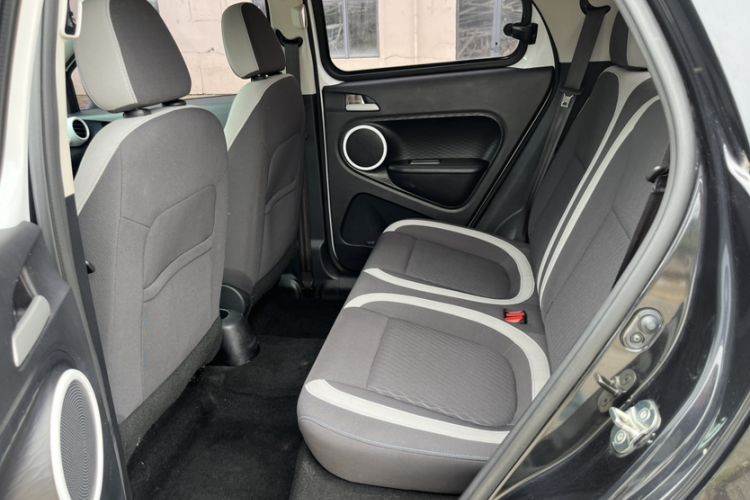 Used ORA Black Cat 2019 351 km Goddess Edition Interior 2