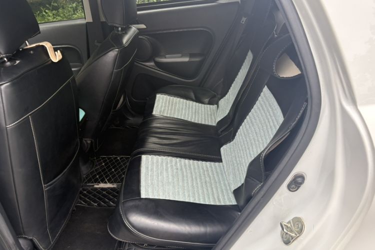 Used ORA Black Cat 2019 351 km Fun Edition Interior 3