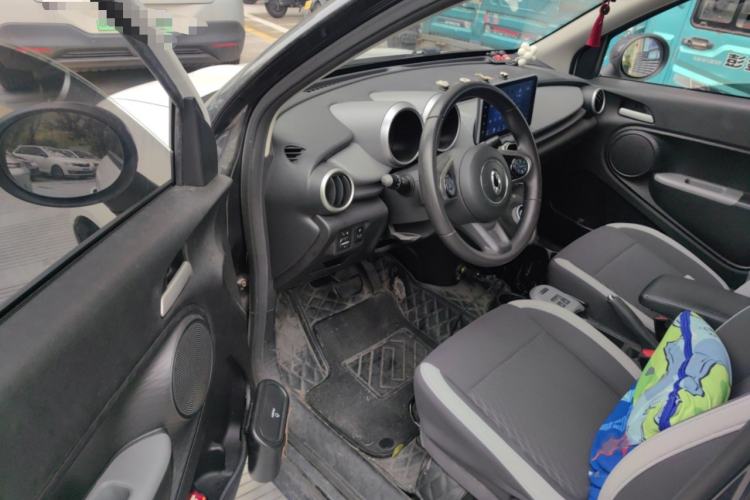 Used ORA Black Cat 2019 301km Standard Edition Interior 3