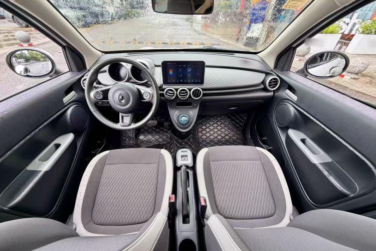 Used ORA Black Cat 2019 351 km Fun Edition Interior 6