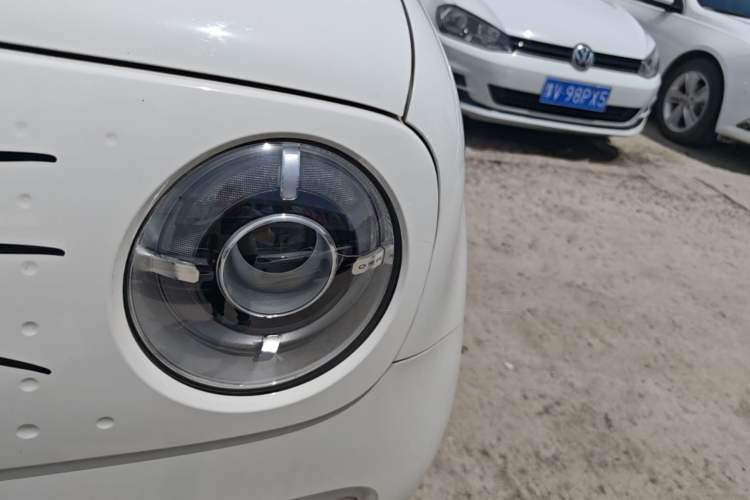 Used ORA Black Cat 2019 351 km Goddess Edition Left Front Headlight