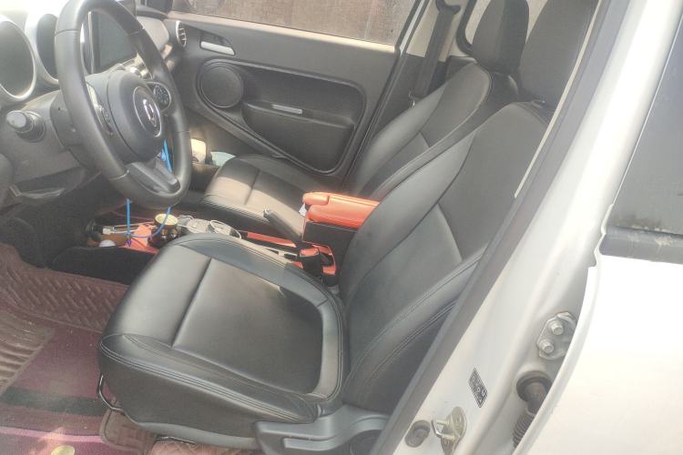 Used ORA Black Cat 2019 351 km Fun Edition Left Front Seat