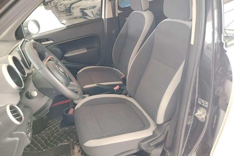 Used ORA Black Cat 2019 301km Standard Edition Left Front Seat
