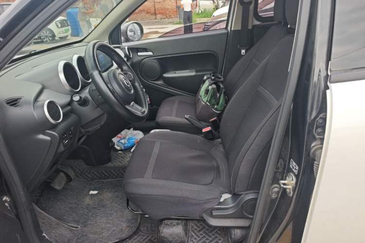 Used ORA Black Cat 2019 301km Standard Edition Left Front Seat
