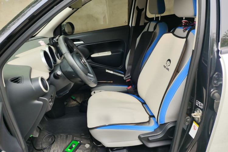 Used ORA Black Cat 2019 351 km Goddess Edition Left Front Seat