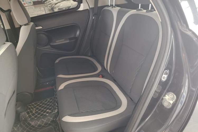 Used ORA Black Cat 2019 301km Standard Edition Left Rear Seat