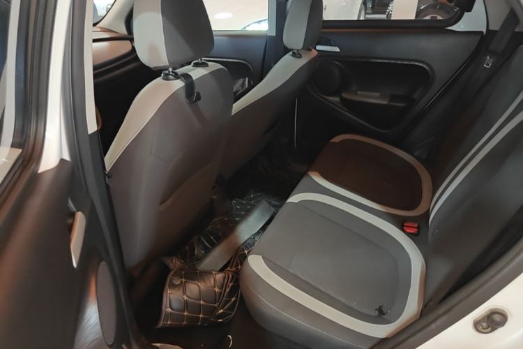 Used ORA Black Cat 2019 351 km Fun Edition Left Rear Seat
