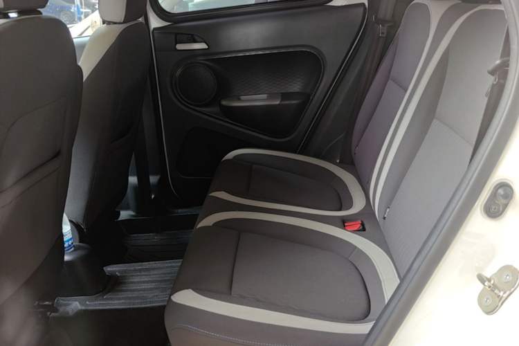 Used ORA Black Cat 2019 301km Standard Edition Left Rear Seat