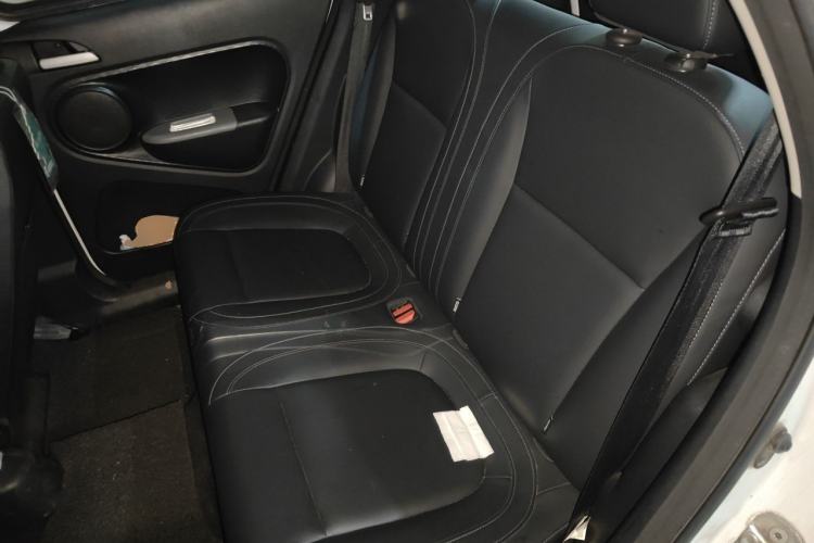 Used ORA Black Cat 2019 351 km Fun Edition Left Rear Seat