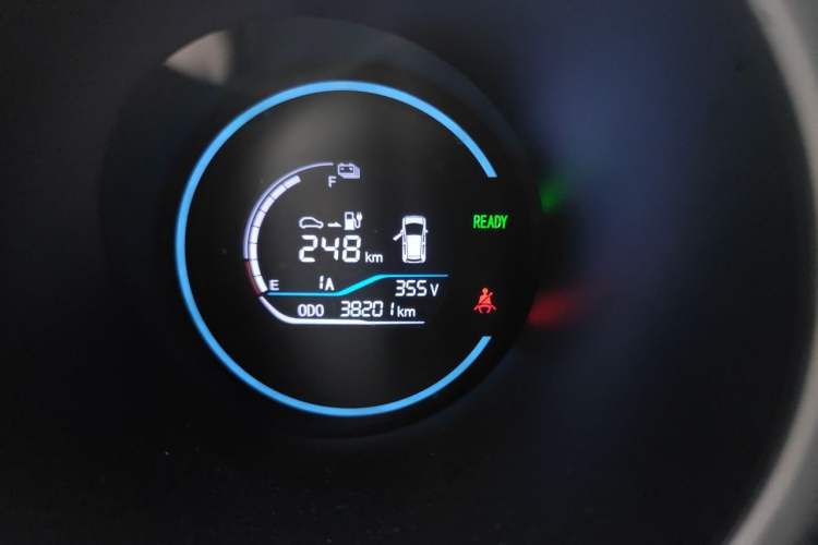 Used ORA Black Cat 2019 351 km Goddess Edition Odometer Close Up