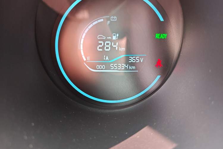 Used ORA Black Cat 2019 351 km Goddess Edition Odometer Close Up