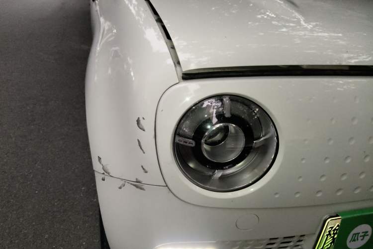 Used ORA Black Cat 2019 351 km Family Edition Right Front Headlight