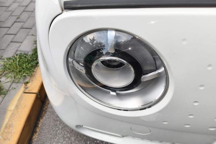 Used ORA Black Cat 2019 351 km Fun Edition Right Front Headlight