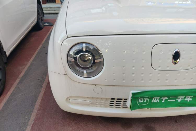 Used ORA Black Cat 2019 301km Standard Edition Right Front Headlight