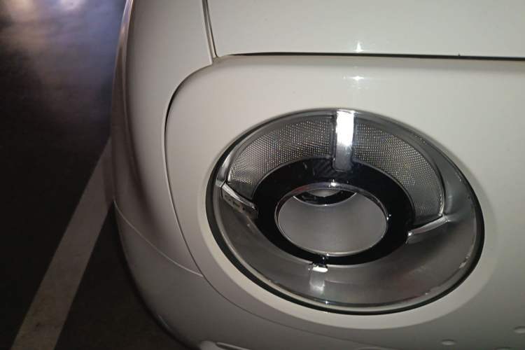 Used ORA Black Cat 2019 351 km Fun Edition Right Front Headlight