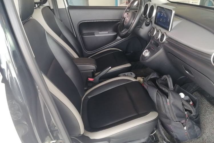 Used ORA Black Cat 2019 301km Standard Edition Right Front Seat