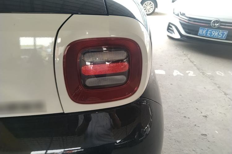 Used ORA Black Cat 2019 351 km Lingzhi Edition Right Rear Taillight
