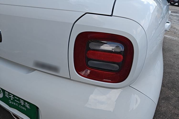 Used ORA Black Cat 2019 351 km Family Edition Right Rear Taillight