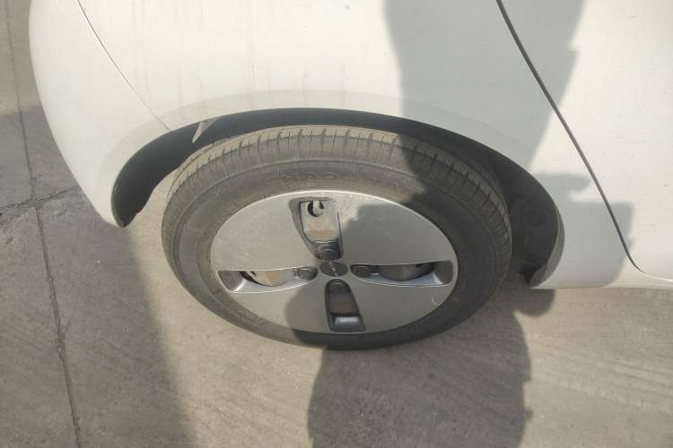 Used ORA Black Cat 2019 351 km Fun Edition Right Rear Wheel Hub