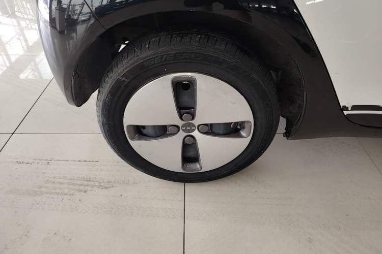 Used ORA Black Cat 2019 301km Standard Edition Right Rear Wheel Hub