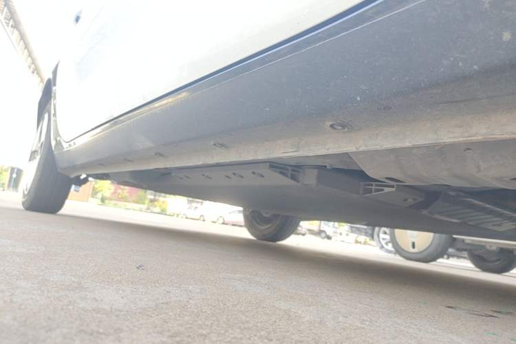 Used ORA Black Cat 2019 351 km Fun Edition Right Side Sill