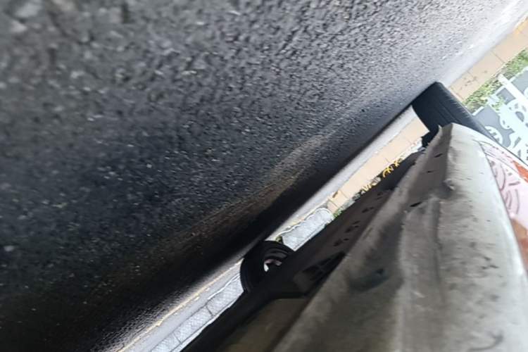 Used ORA Black Cat 2019 351 km Goddess Edition Right Side Sill
