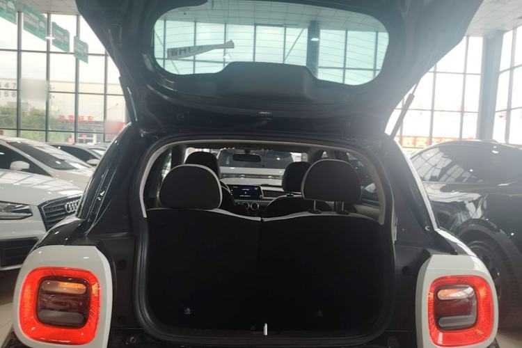 Used ORA Black Cat 2019 351 km Lingzhi Edition Trunk