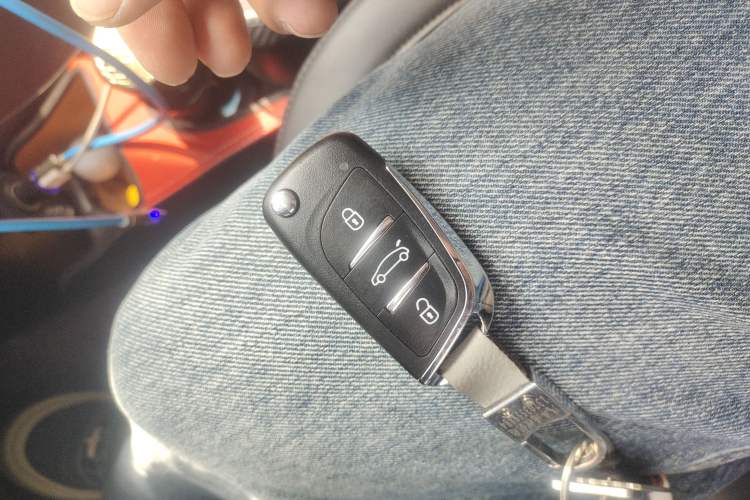 Used ORA Black Cat 2019 351 km Fun Edition Vehicle Key