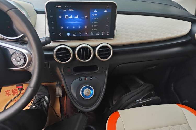 Used ORA Black Cat 2019 351 km Goddess Edition Audio And AC Panel