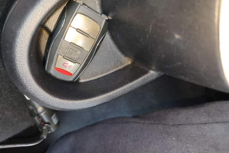 Used ORA Black Cat 2019 351 km Goddess Edition Interior 1