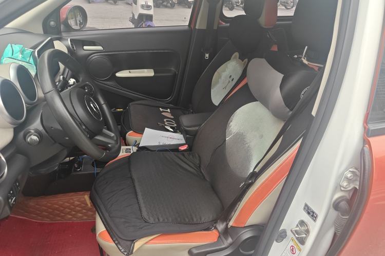 Used ORA Black Cat 2019 351 km Goddess Edition Left Front Seat