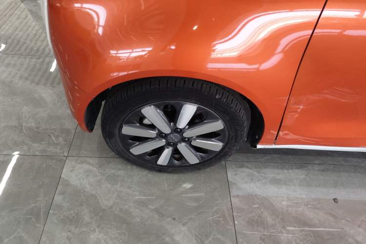 Used ORA Black Cat 2019 351 km Goddess Edition Left Front Wheel Hub