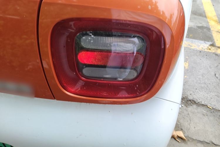 Used ORA Black Cat 2019 351 km Goddess Edition Right Rear Taillight