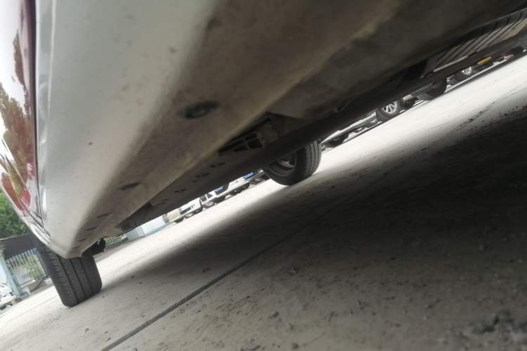 Used ORA Black Cat 2019 351 km Goddess Edition Right Side Sill