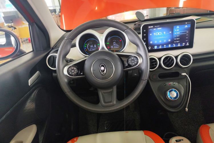 Used ORA Black Cat 2019 351 km Goddess Edition Steering Wheel