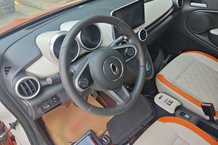 Used ORA Black Cat 2019 351 km Goddess Edition Steering Wheel