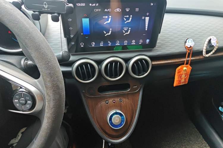 Used ORA Black Cat 2021 351 km Standard Version Audio And AC Panel