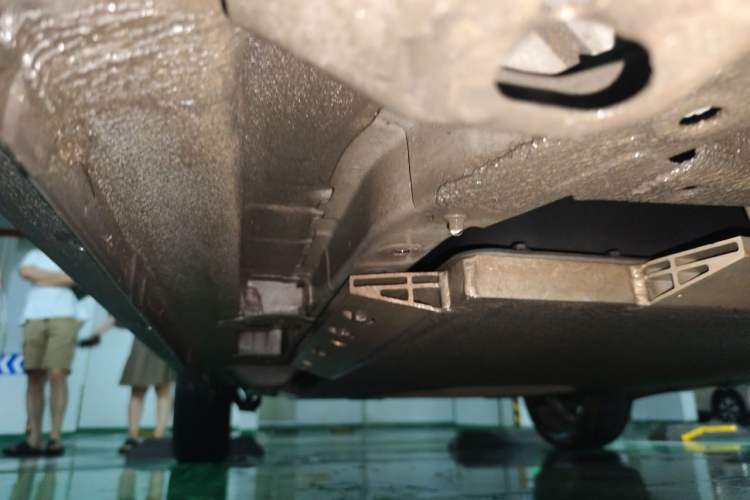 Used ORA Black Cat 2021 351 km Luxury Version Chassis Front Right