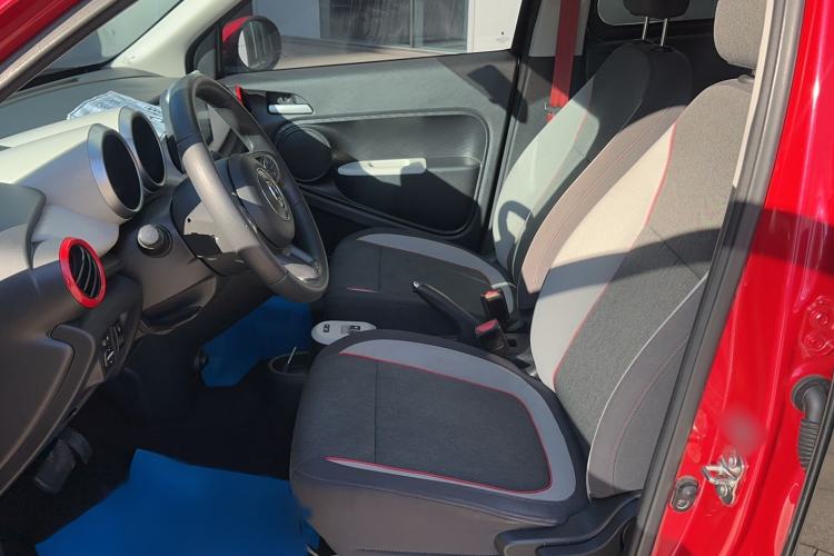 Used ORA Black Cat 2021 301 km Basic Version Interior 1