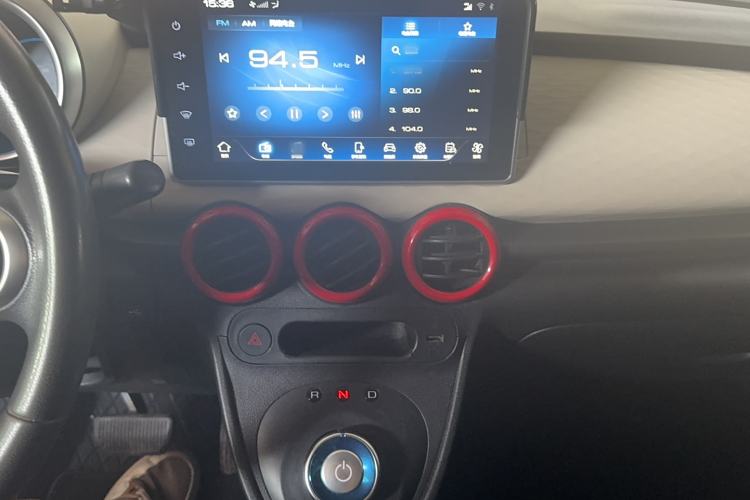 Used ORA Black Cat 2021 301 km Basic Version Interior 5