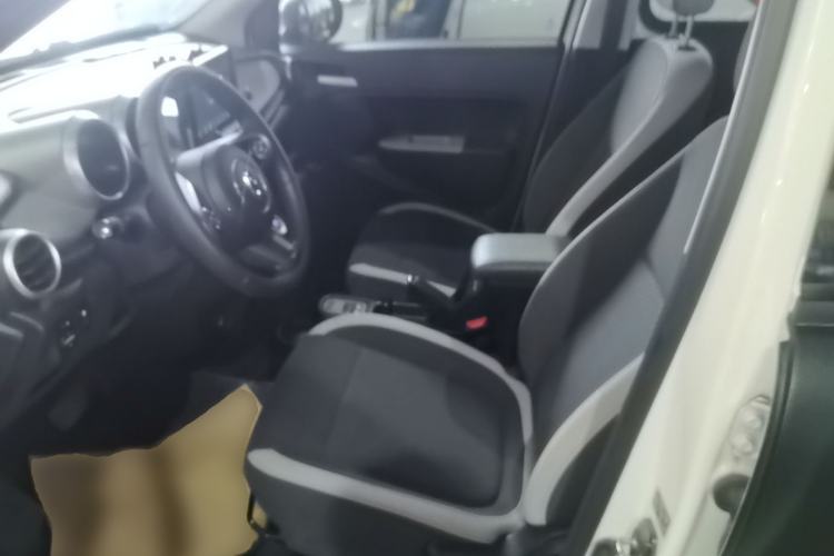 Used ORA Black Cat 2021 301 km Basic Version Left Front Seat