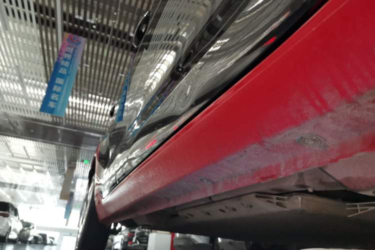 Used ORA Black Cat 2021 301 km Basic Version Right Side Sill