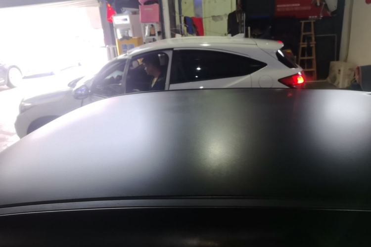 Used ORA Black Cat 2021 301 km Basic Version Roof