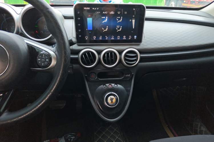 Used ORA Black Cat 2021 301 km Basic Version Audio And AC Panel