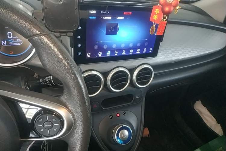 Used ORA Black Cat 2021 301 km Basic Version Audio And AC Panel