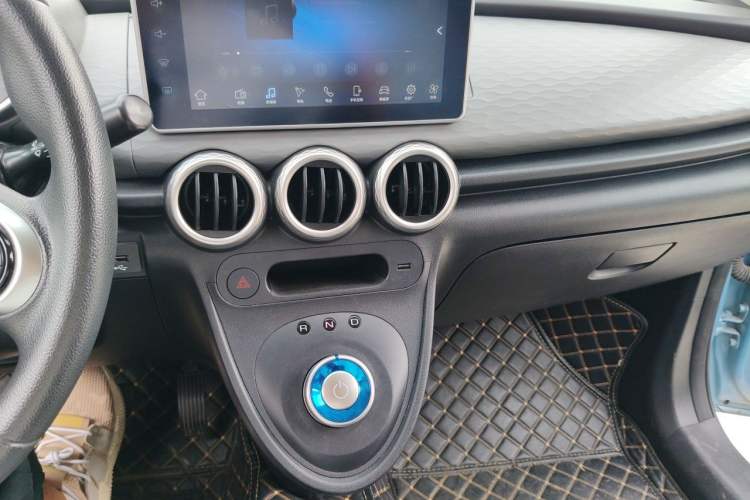 Used ORA Black Cat 2021 351 km Luxury Version Audio And AC Panel