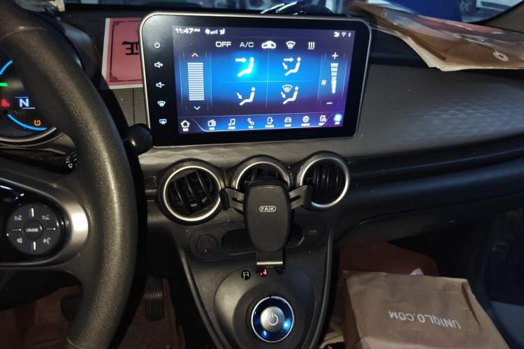 Used ORA Black Cat 2021 301 km Basic Version Audio And AC Panel