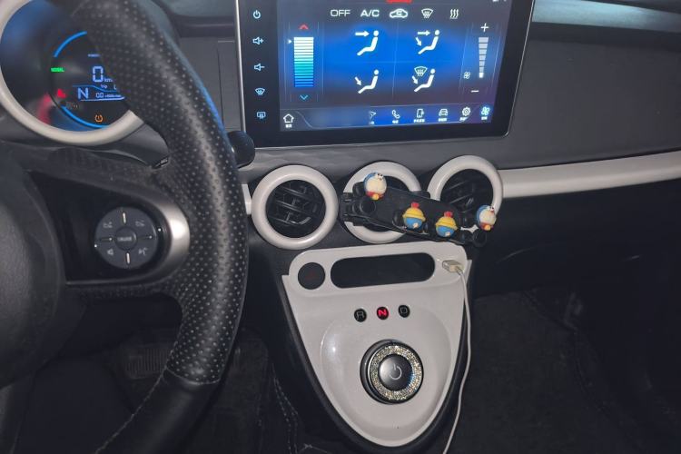 Used ORA Black Cat 2021 351 km Luxury Version Audio And AC Panel
