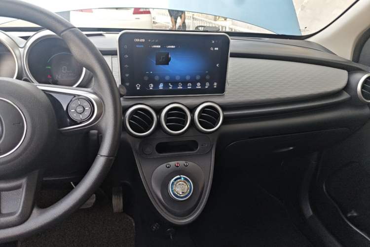 Used ORA Black Cat 2021 351 km Luxury Version Audio And AC Panel