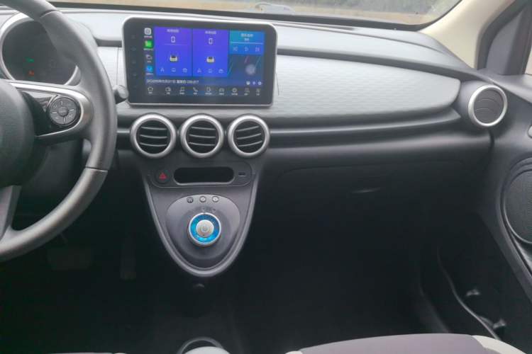 Used ORA Black Cat 2021 301 km Basic Version Audio And AC Panel